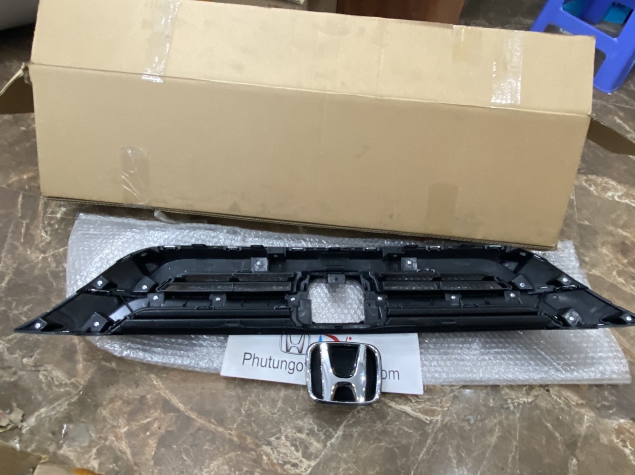 Mặt ca lăng xe Honda CRV 2010-2011